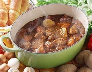 Menu55 - Жаркое по-домашнему в горшочке