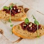 Menu55 - Брускета с куриным паштетом и карамелью